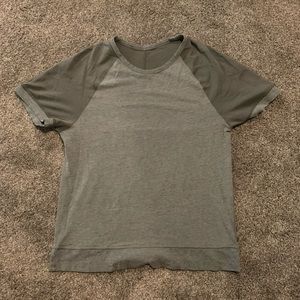 men’s gray lululemon always agile t shirt